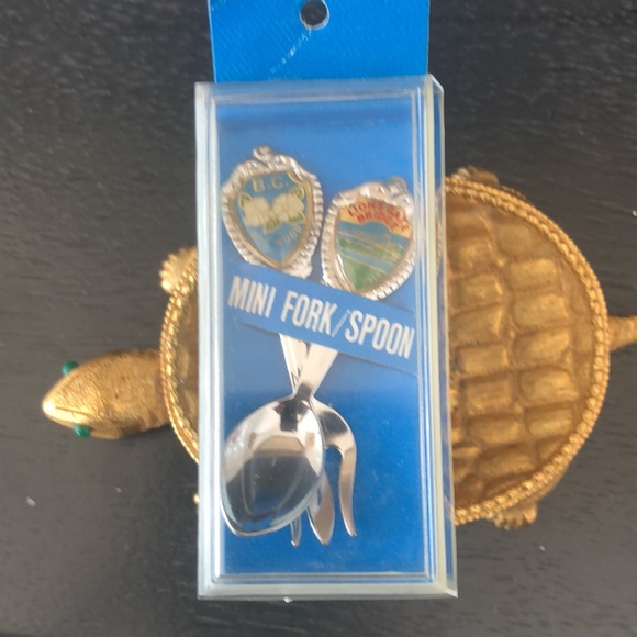 ⭐️Vancouver Souvenirs - Picture 1 of 5